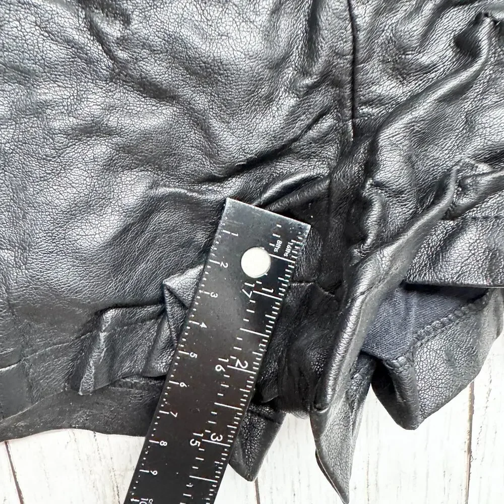 Sparkle & Fade Shorts Women 4 Black Leather Zip‎ Back Outseam Detail Chic Goth